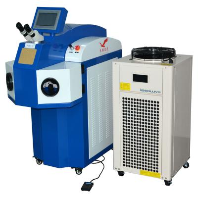China Stable 200W Jewelry Laser Welding Machine For Gold Silver Soldering for sale