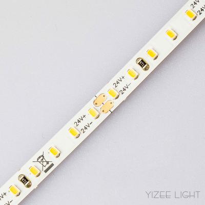 中国 5mm 薄型 柔軟 LED ストライプ 180LEDs/M Ra>90 柔軟 LED テープ 販売のため