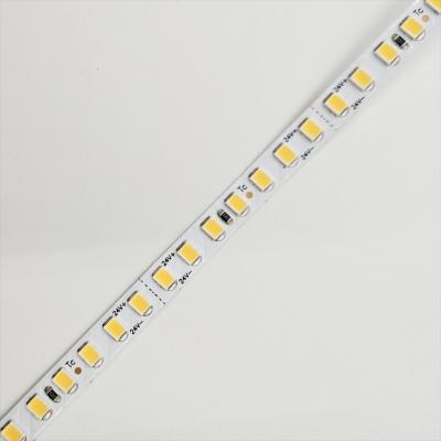 Chine 6 mm de largeur DC 24V bande LED flexible SMD2835 lumières LED flexibles 5M 168LED/M à vendre