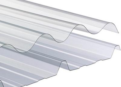 Chine Feuille ondulée transparente anticorrosive, tuiles de toit en plastique claires calorifuges à vendre