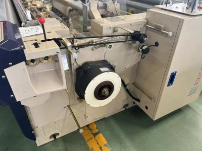 中国 機械電子編む織機機械織物1000 RPMのウォーター ジェットの織機 販売のため