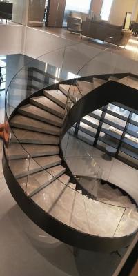 Chine Balustrade incurvée Sans cadre de verre trempé d'escalier pour l'escalier de parapet à vendre