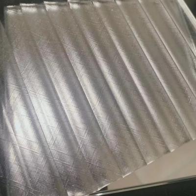 中国 Ice Patterned Acid Etched Tempered Glass 15mm Thick Decorative Partition Wall 販売のため