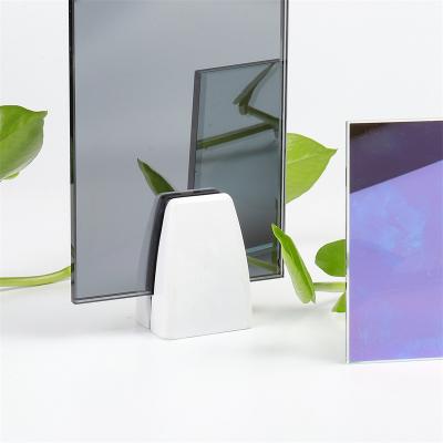 중국 Clear One Way Smooth Edge Coated Mirror Glass For Studio Trial Room 판매용