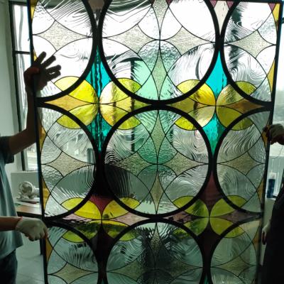 China Arte mosaico de vidrio vidrio pintado soldadura puertas decorativas y ventanas Tiffany mosaico de cristal de iglesia en venta