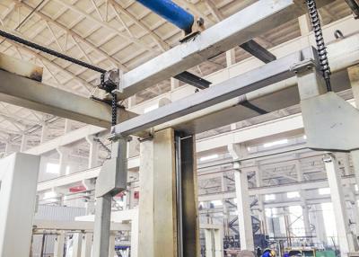 Chine Dispositif de levage hydraulique automatique de la machine AAC de coupage par blocs de l'usine de brique AAC à vendre