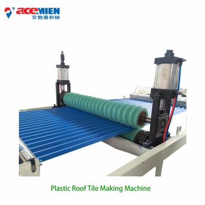 China Plastic Sandwich Corrugated Roof Sheet Forming Machine 4M/Min for sale