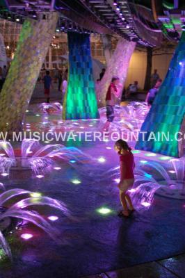 China Pequeñas características del agua, características del agua del jardín, pequeño Foutain interactivo para los niños en venta