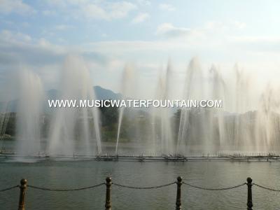 China Floating Fountains , Landscaping Water Features For Lakes / Travelling Resort Project PLC Controlled for sale