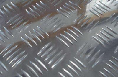 China Bright Surface Five Bars Aluminium Checker Plate Sheet 5052 Checker Plate Anti Slip Plate for sale