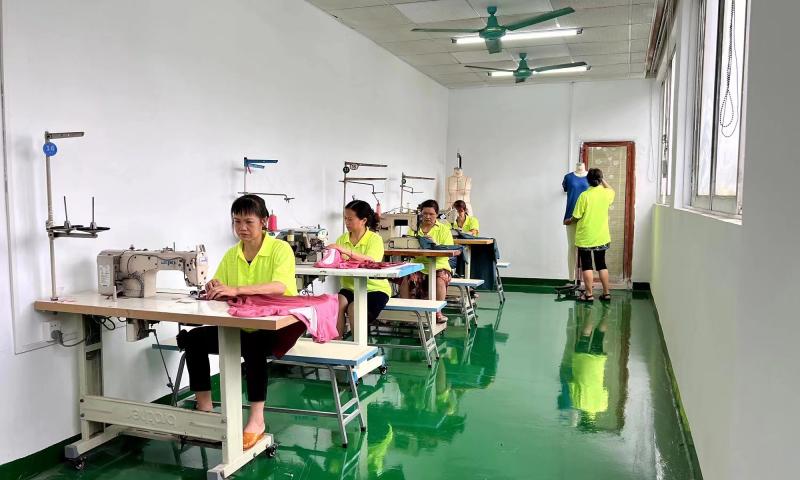 Verified China supplier - Guangzhou Vinas clothing technology Co., LTD