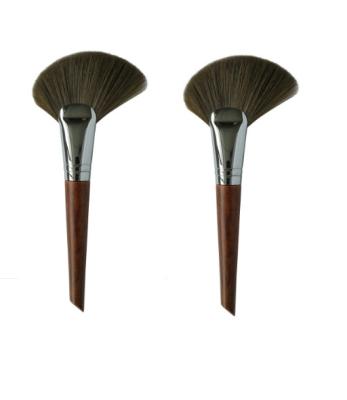 China Large Single Powder Brush Ideal For Contour And Blush Application for sale