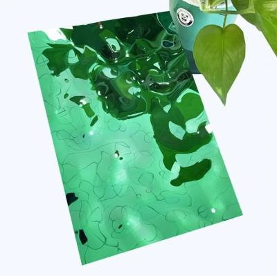 中国 304 0.6mm thick mirror PVD green color stainless steel sheet water ripple stainless steel ceiling panel 販売のため