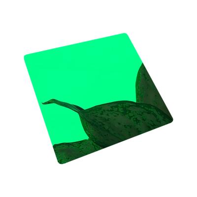 China Green Mirror Stainless Steel Sheet Metal 1219x3048mm Corrosion Resistance for sale