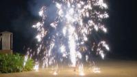 Chine Fontaines de feux d'artifice de boîte métallique de thé de la pyrotechnie Un0336 1.4g d'unité du consommateur extérieures à vendre
