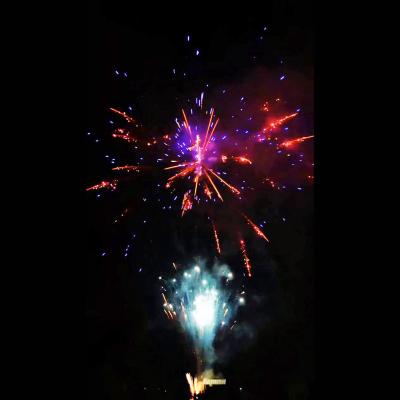 China Festival Celebration Pyrotechnics Chinese Outdoor Cake Fireworks 2023 en venta