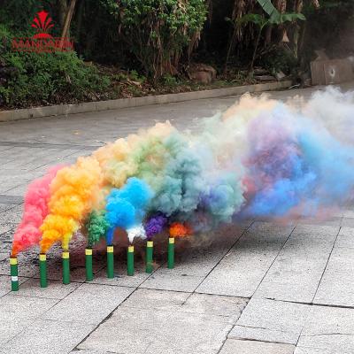 中国 2分の虹の多彩な発煙弾手持ち型OEMのパッケージ 販売のため