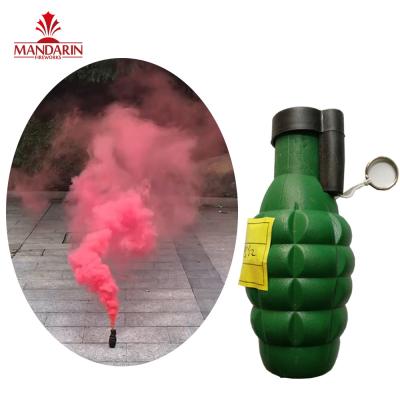 China OEM Colorful Smoke Bomb Fireworks Two Color Change Pull Lace Customized for sale