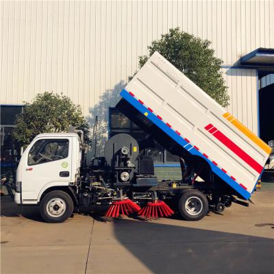 Chine Petit camion de balayage de route 5000 litres de 4.2m3 de poubelle de poussière 90km/H à vendre