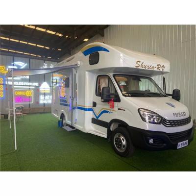 China Customized RV Caravan Van 130km/h , 4x2 Small Family Camper Van Mobile Travel for sale