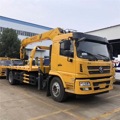 China 10 Ton Flatbed Truck Towing Car 4*2 / Flatbed Tow Truck With Crane for sale