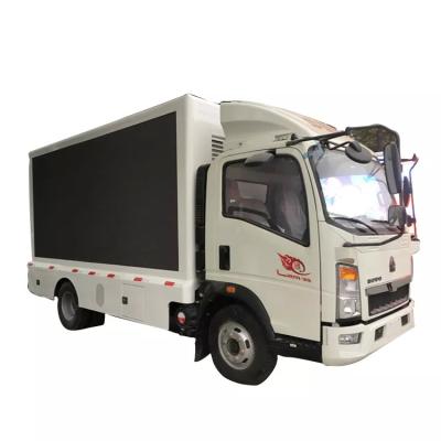 China P5 Mobile LED Display Trailer HOWO 4x2 Mobile Digital Advertising Vehicle 3 Sides for sale
