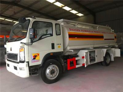 China 10000L Fuel Dispenser Truck 10cbm Carbon Steel Oil Tanker Truck HOWO for sale