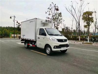 中国 野菜2トン冷却装置箱のトラック軽量CCCのマニュアル トランスミッション 販売のため