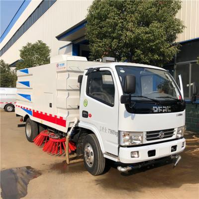 Cina camion 5cbm, camion della spazzatrice stradale 90km/h di vuoto della via 82 cavalli vapore in vendita