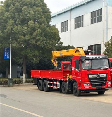 China DONGFENG 20 toneladas reto/braço dobrando-se resistente Crane Truck à venda