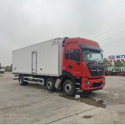 China Motor 20 Ton Loading Capacity de Dongfeng 6x4 Van Truck Refrigerated With 245 HP en venta