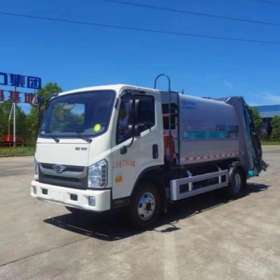 China 3700Kg China New Compactor Garbage Truck 3143/6352 Axle Load en venta