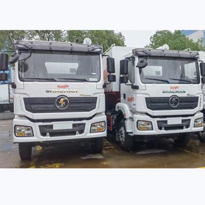China Efficient Bulk Feed Truck For Bulking Or Pellet Feed 4X2 Drive en venta