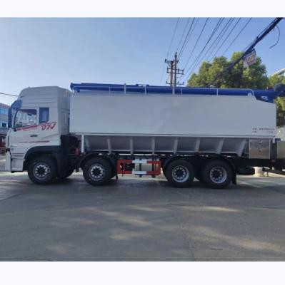 China Poultry Chicken Feed Truck 4X2 Drive With 6 Tyres And 1 Spare Tyre à venda