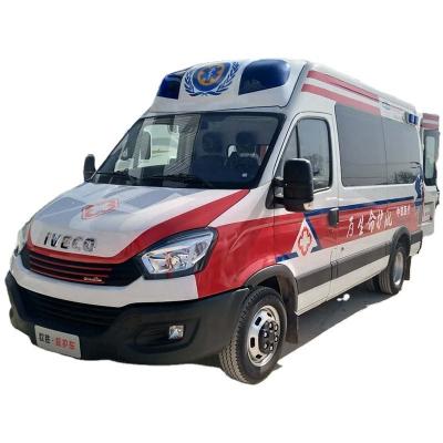 中国 LHD/RHD Emergency Ambulances with 195/75R16LT Tires Drive Type 4x2 ambulance vehicle for sale 販売のため