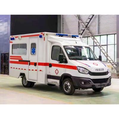 China Medical Ambulance Car Price Efficient And Reliable Mobile Medical Vehicles Transmission 5 1 Max Speed 130 Km/H for sale