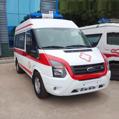 China Ambulance Vehicle Car Ford 4*2 Ambulance Car Emergency Ambulance Car With A Maximum Speed Of 130 Km/H à venda