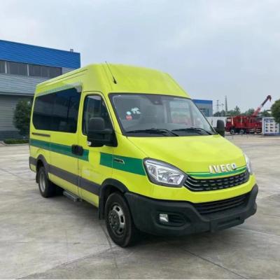 중국 4*2 아이베코 구급차 유로 6 클래식 응급 구조 차량 최고 속도는 145km/h 판매용