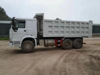 中国 白い使用されたHowoのダンプ トラックは、40トン三車軸ダンプ トラックを使用した 販売のため