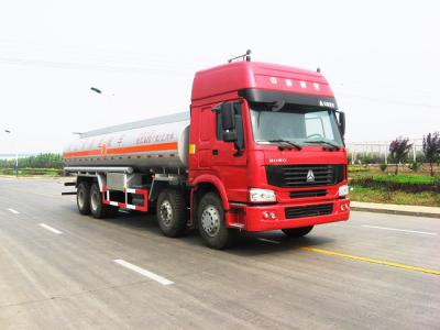 China Heavy Duty 8x4 20000L 30000L Fuel Oil Tanker Truck Big Capacity for sale
