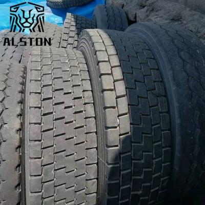 Chine Occasion bande les pneus de camion utilisés par 12R22.5 à vendre à vendre