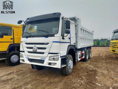 中国 6x4 Howoのダンプ トラック30トンの積載量20立方メートル 販売のため