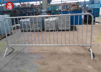 China Temporary Metal Pedestrian Barriers Road Crowd Control Movable Systems With Flat Bases for sale