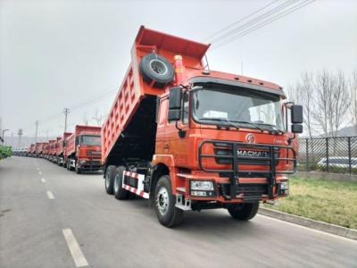 中国 ネオン・レッド・ダンプトラック 25トンの容量 20立方ヤード ダンプボディ MAN軸 ディーゼル駆動 販売のため