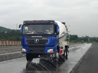 中国 X3000 コンクリート トラック 8x4 375hp シャックマン ミキサー EuroV ホワイト 販売のため