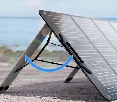 China Preto completo impermeável de carregamento flexível dobrável do painel solar de Mini Outdoor 100w à venda