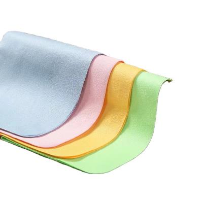 China 210gm 230gm Microfibra gafas de limpieza toallitas de limpieza de colores múltiples en venta