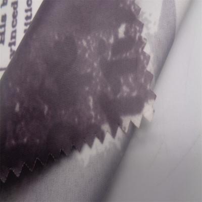 China poliéster respirable 100% de la prenda impermeable de la tela de la microfibra de 20Dx20D el 150cm en venta