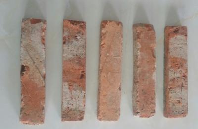 China Amostra grátis recuperada vermelho dos tijolos da argila para a parede 240*50*20mm do fundo à venda