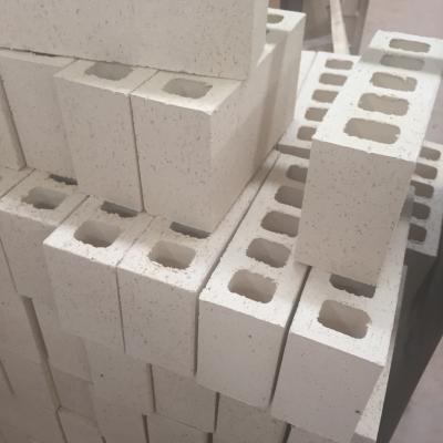 Chine Blocs blancs adaptés aux besoins du client de cavité d'argile pour la construction de bâtiments de mur 230 x 76 x 70 millimètres à vendre
